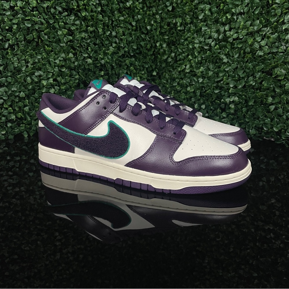 Nike Purple and White Sneakers